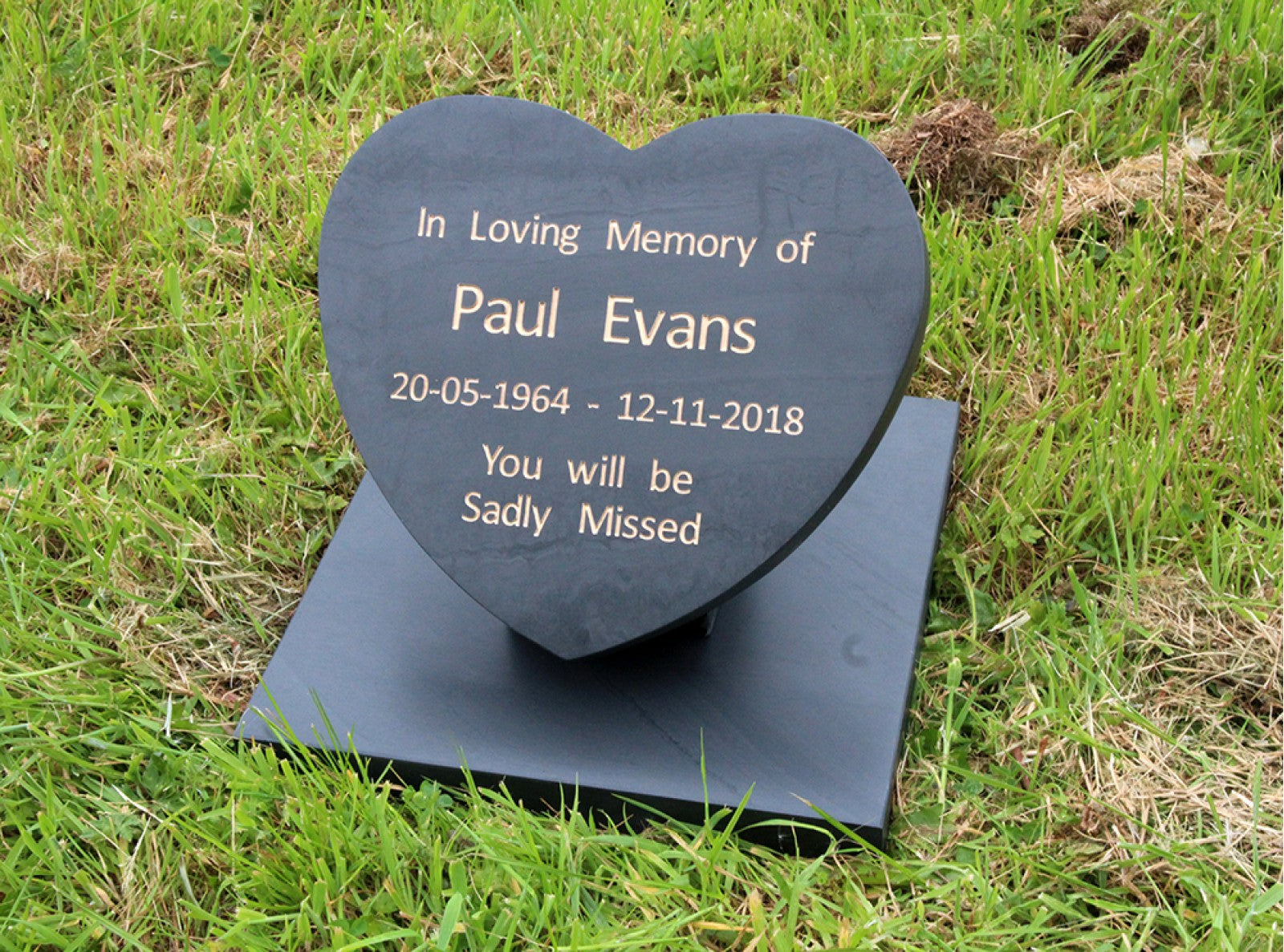 Welsh slate memorial heart set onto a solid Welsh slate base
