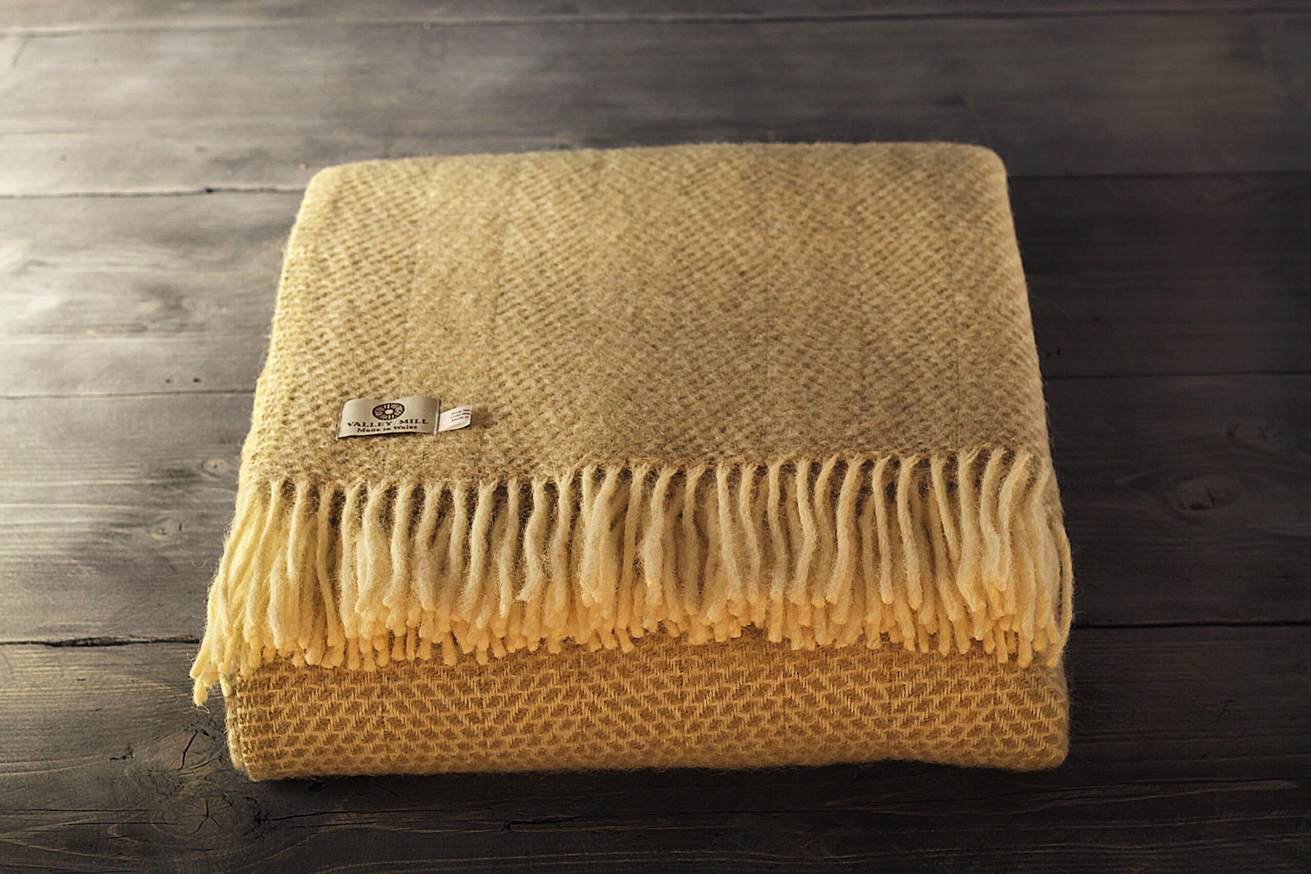 Tweedmill Beehive Oatmeal Throw
