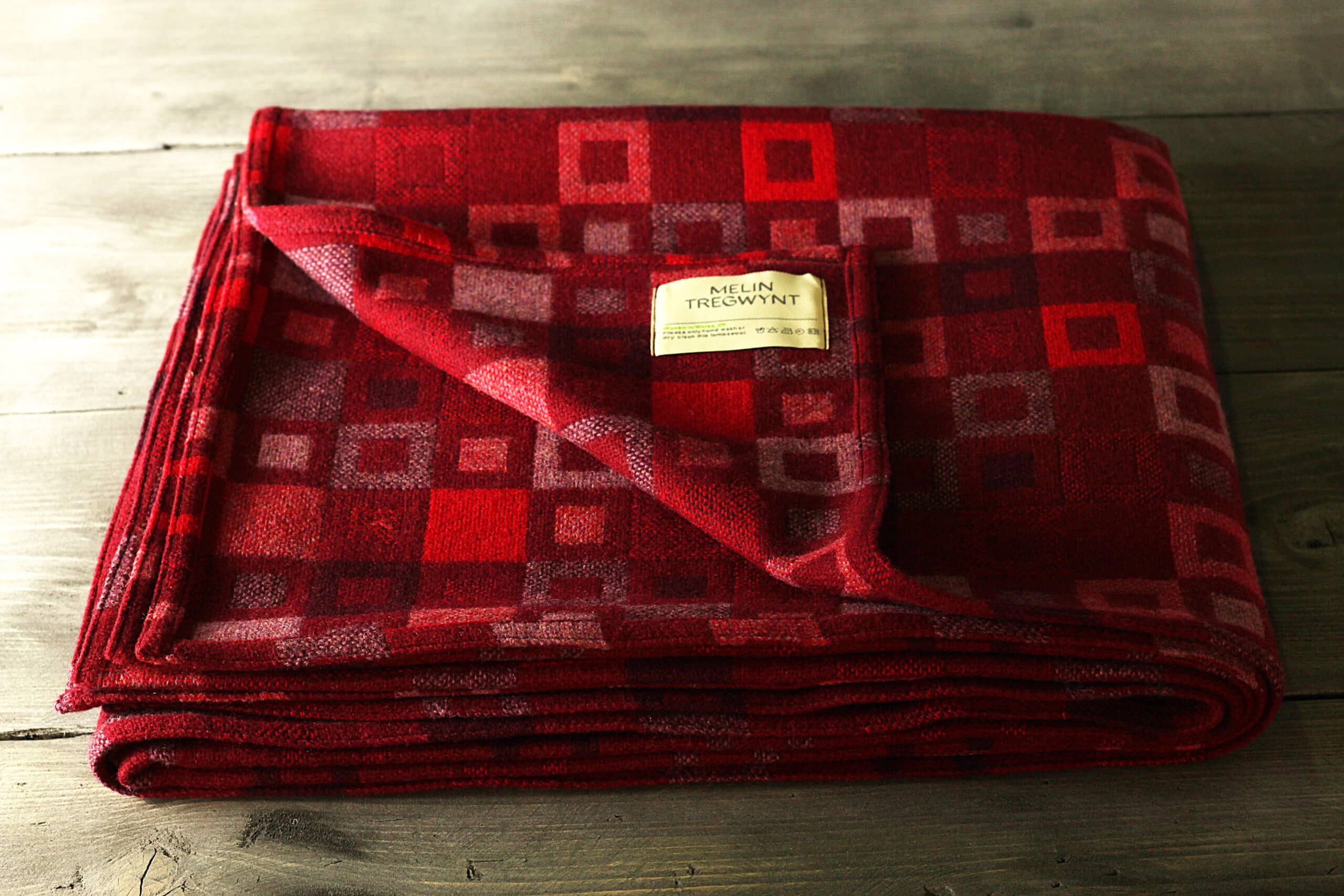 Melin Tregwynt Madison Throw in Red
