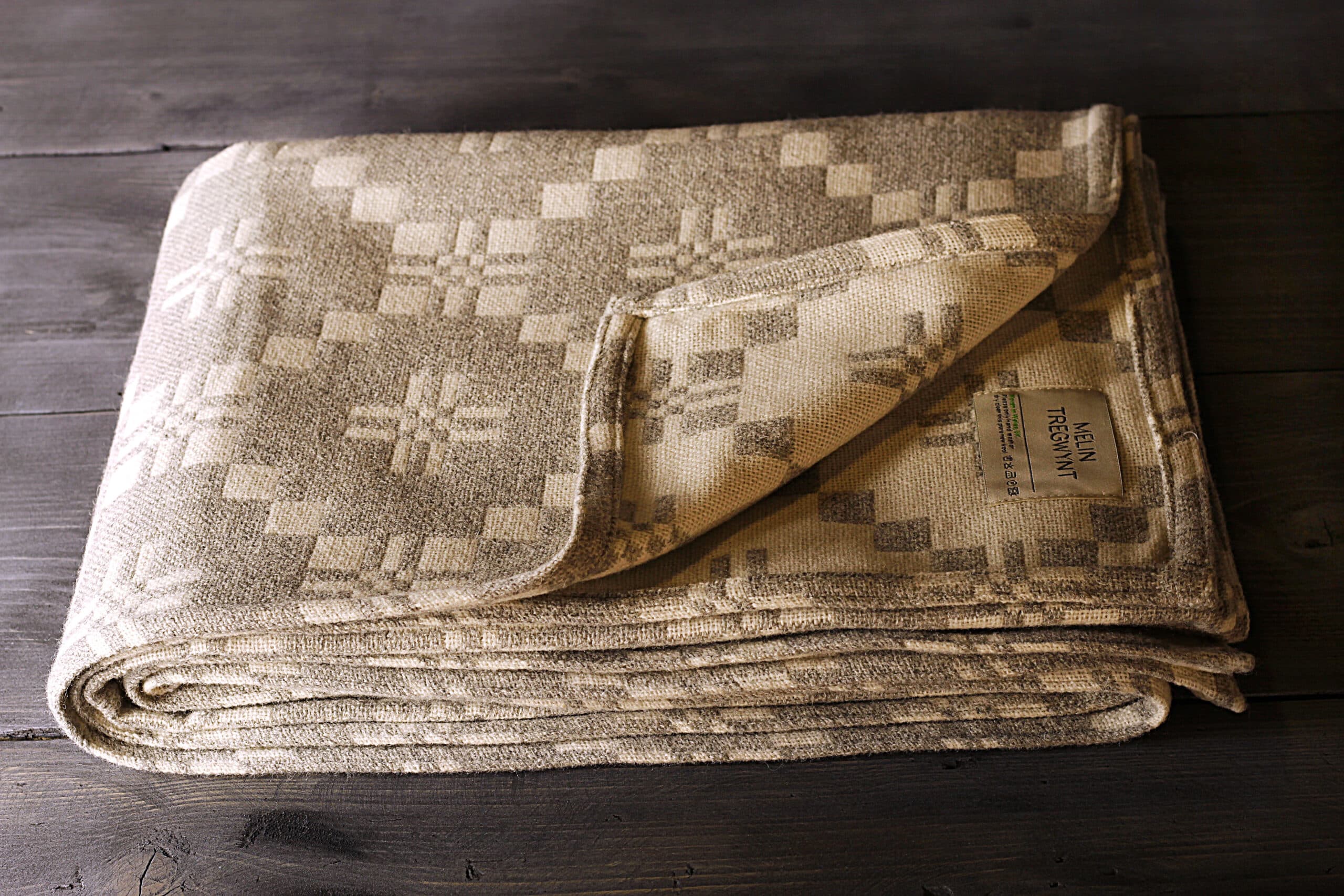 Melin Tregwynt St David Silver Throw