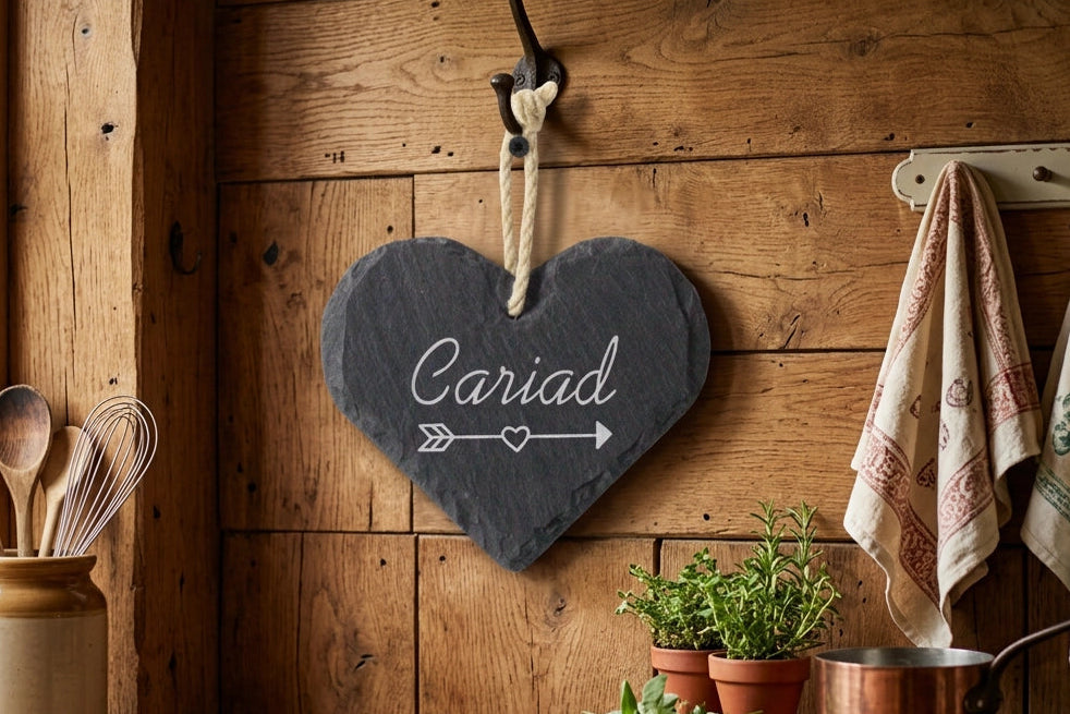 Cariad Medium Welsh Slate Heart