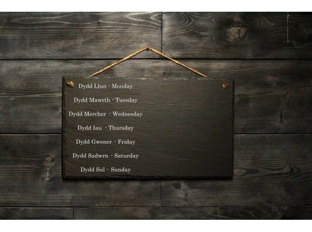 Handcrafted Welsh slate hanging wedding welcome sign will look beautiful when you tie the knot