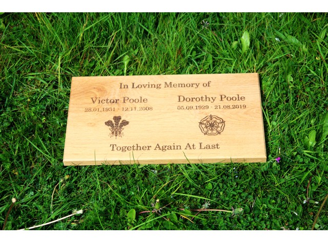 flat wooden memorial size 220mm by 150mm
